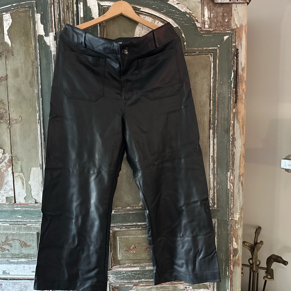 Maeve Collette Faux Leather cropped pants, size 32